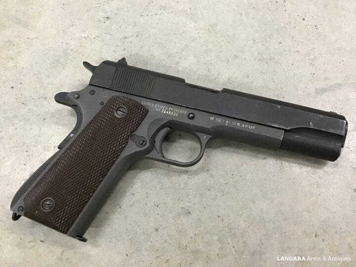 WW2 Ithaca M1911A1